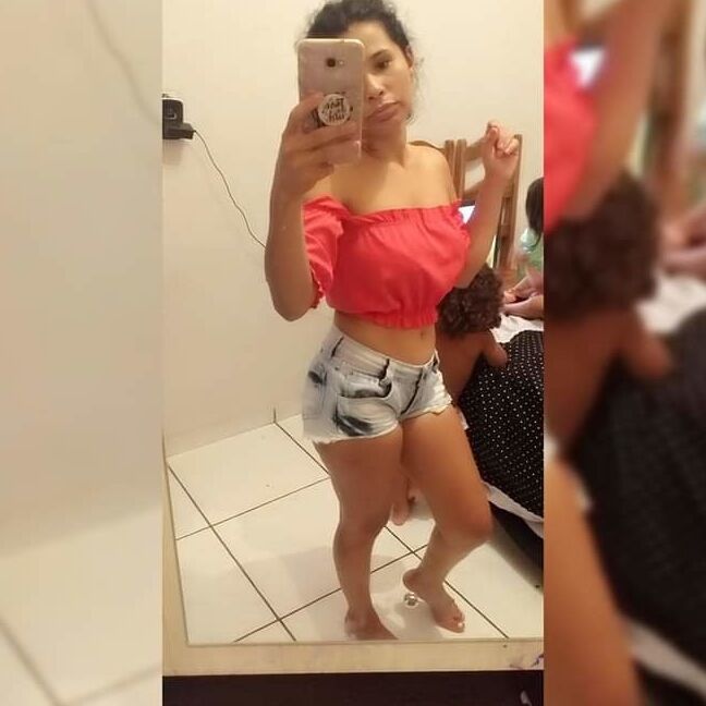 Adelma vadia para ser usada(comentem)