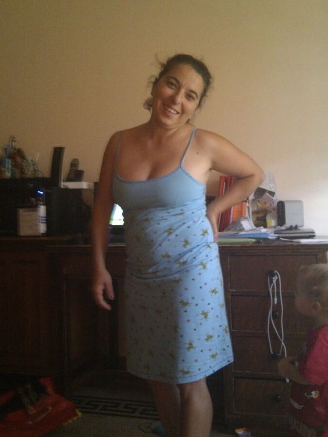 Patrizia, a hot curvy Italian wife