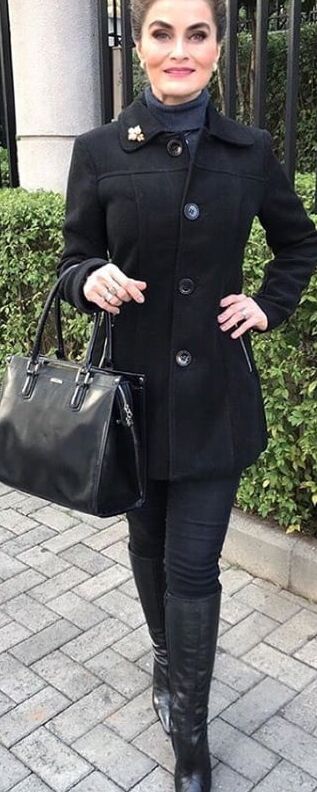 Insta Milfs &amp; Gilfs Wearing Boots