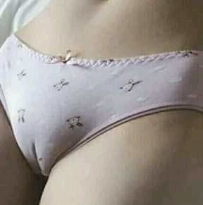 Black camel toe