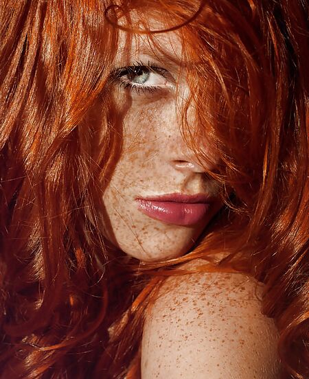 SL Red girl