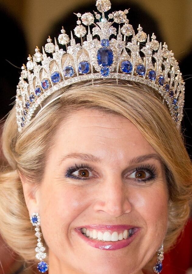 GROSSE DINDE REINE MAXIMA DES PAYS BAS