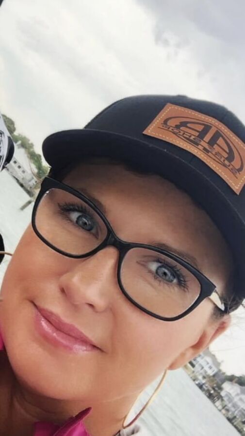 PERFECT MILF HUGE BOOBS Needs Cum! Please Comment!!