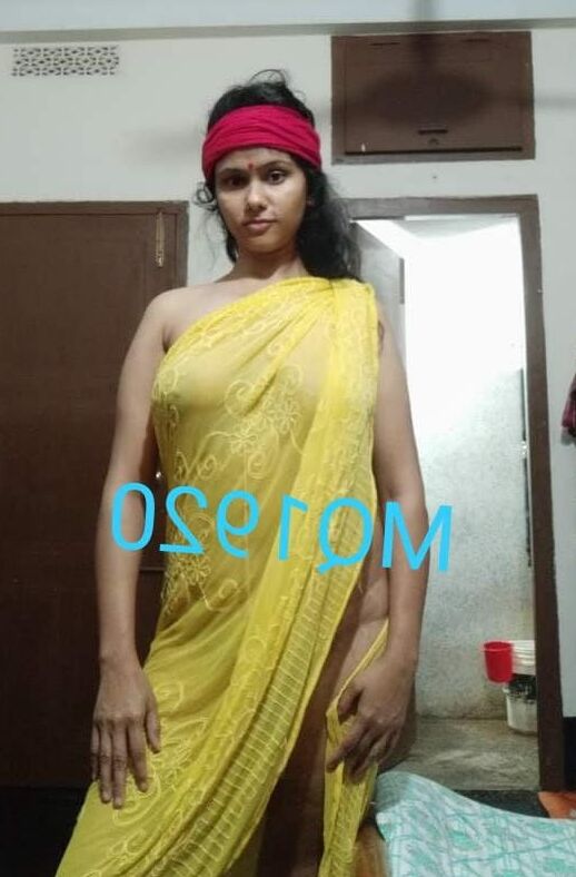 Voluptuous Indian wife
