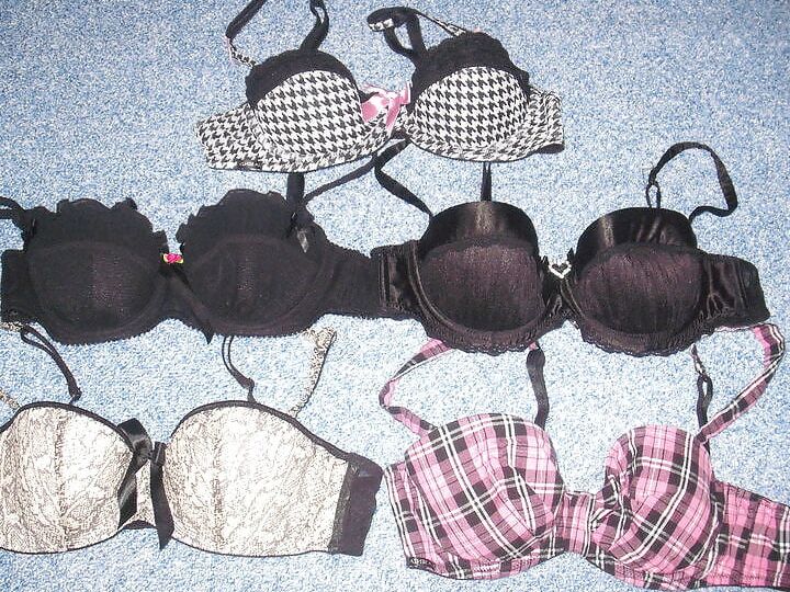 Moms bra and panties cumshots