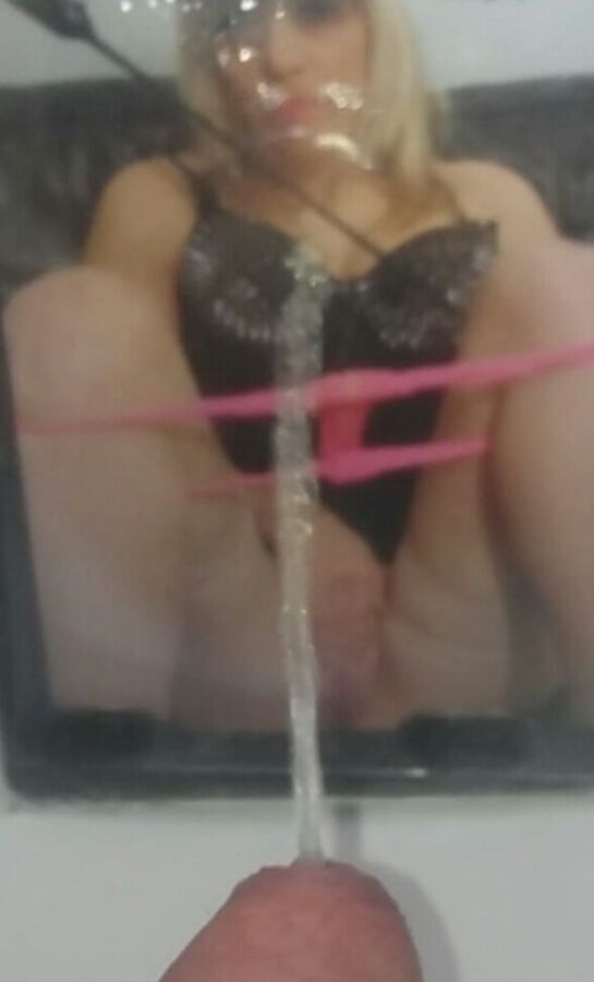 amateur slut piss tribute photos