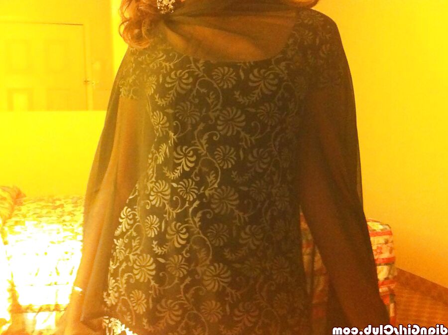 Indian bhabhi boobs