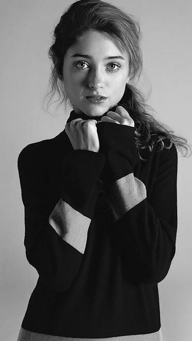 Celebrity Hot - Natalia Dyer