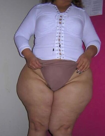 MEGA wide hips + Asss