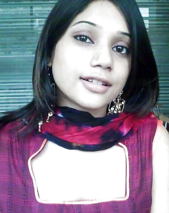 Indian bhabhi boobs