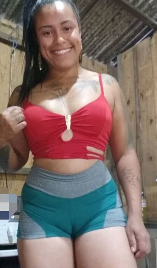 Brasileira Catiane Santos Camel toe