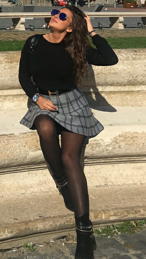 PANTYHOSE GIRLS