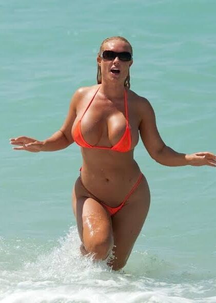 Garotas Gostosas Na Praia