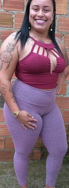 Brasileira Catiane Santos Camel toe