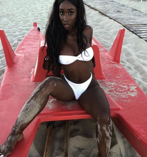 Bria M
