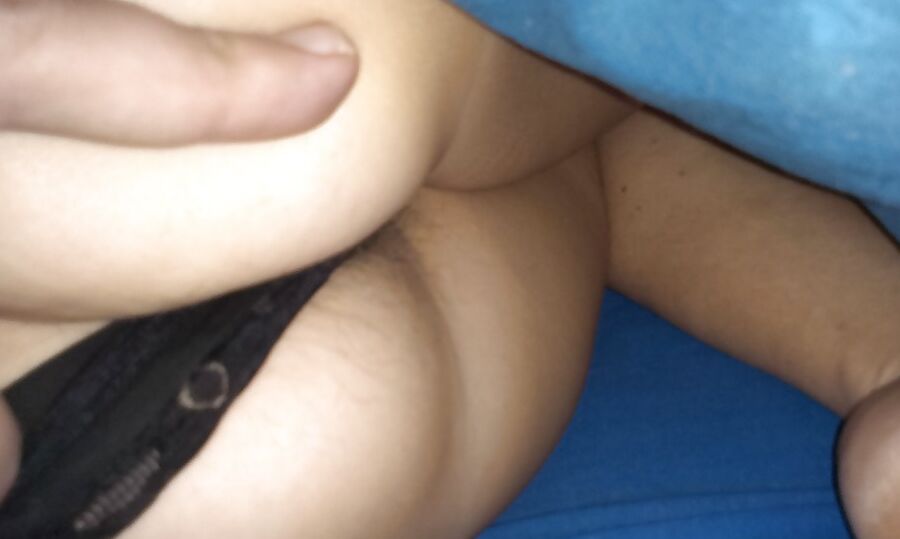 My wife feet.Pieds et cul de ma femme