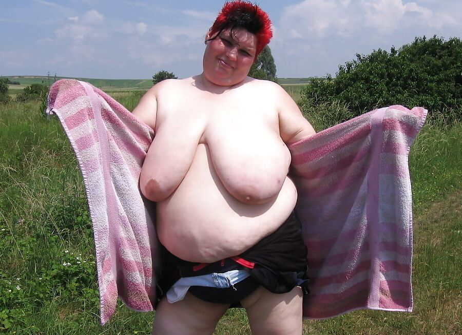 Bbw mix (Outdoors)
