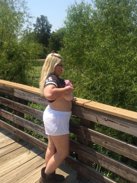 Amateur pics from around the web