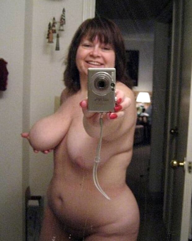 busty woman selfie