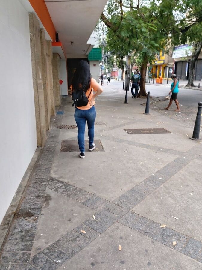 STREET TIGHT ASSES