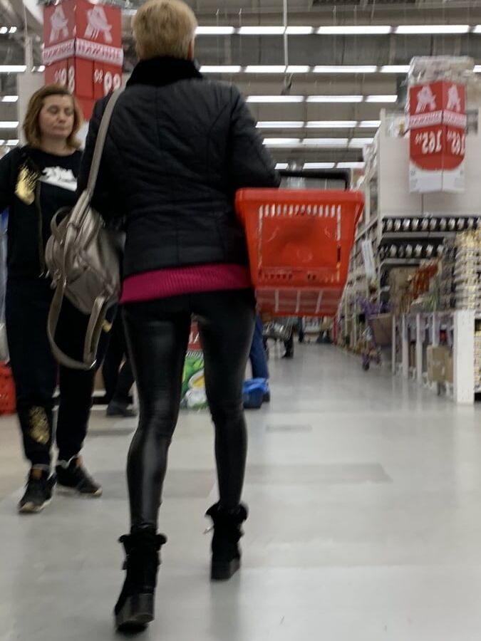 Lather ass mature