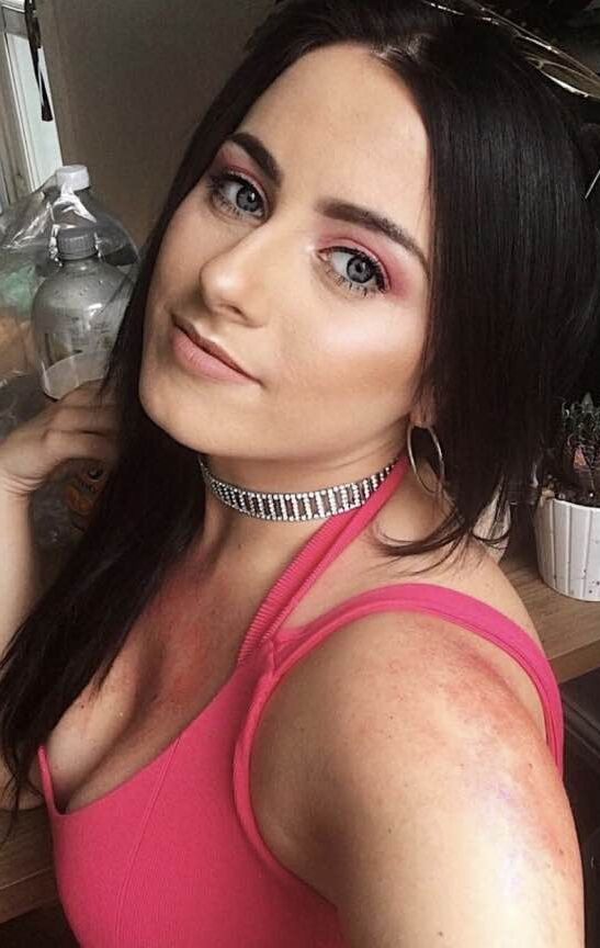 Attention whore wants to get famous