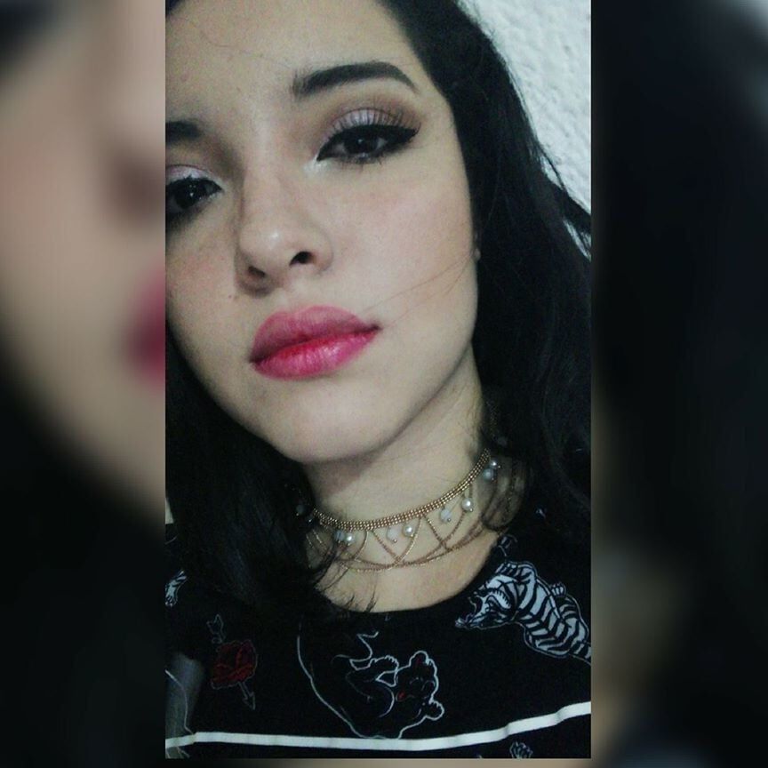 Vanessa, Mexicana, no desnuda, para masturbarse mirandola