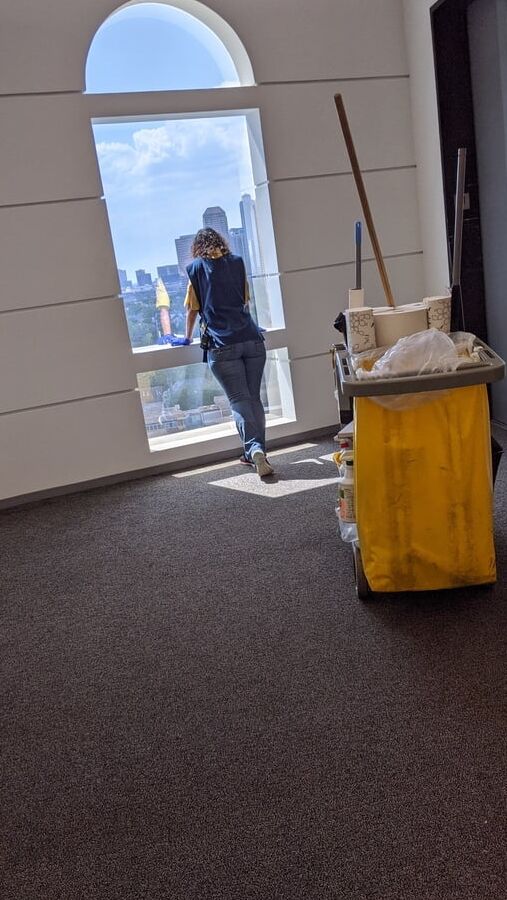 Building maid