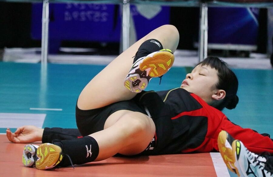Voyeur: Those sexy sporty Asians....