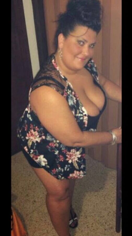 BBW White French Francaise Grosse Maman Daronne