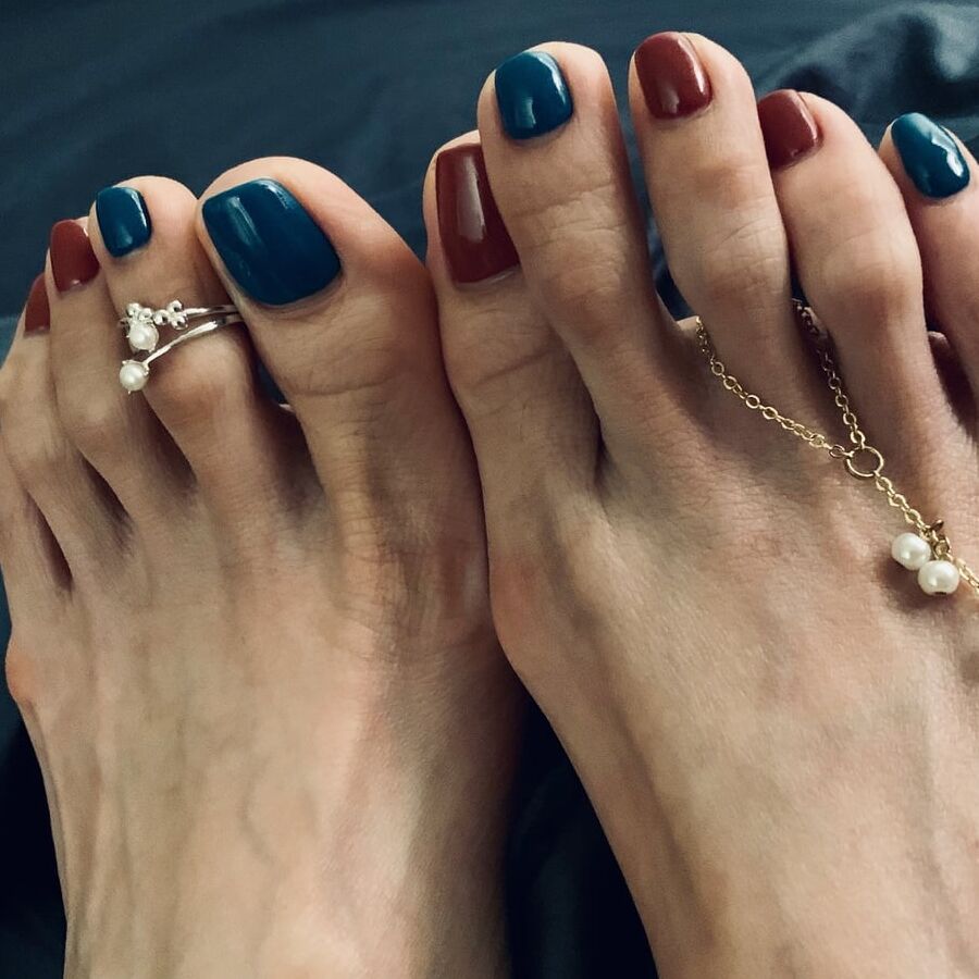 Asian wife feet &amp; toe rings &amp; anklets