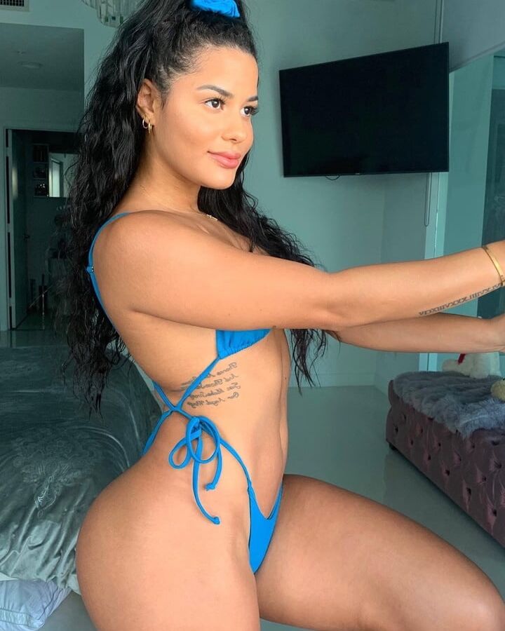 Katya Elise (none nude)