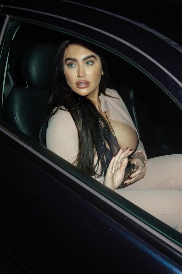 Lauren Goodger