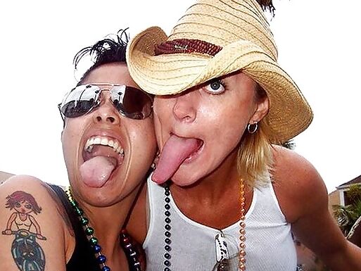 Tongues Out - vol