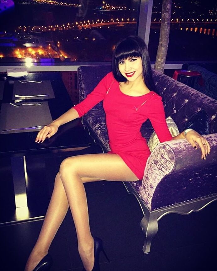 hot sexy european Elena in tights pantyhose nylon legs