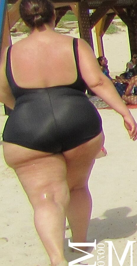 Epic Beach Voyeur (Samples) HOT!