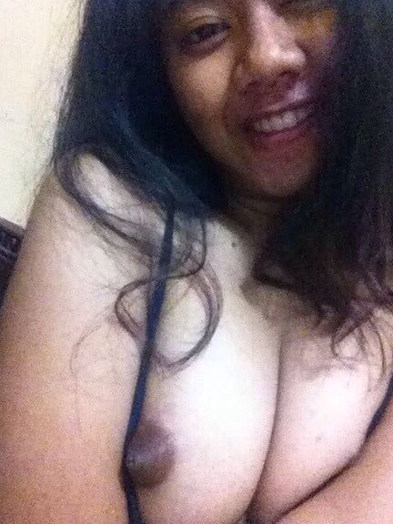 tania-putri-larasati