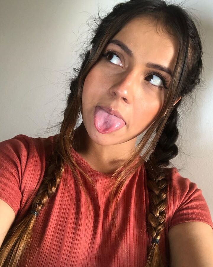 Tongues Out - vol