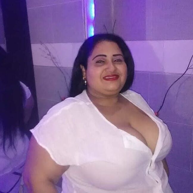 nadia zenteno mature ass bbw culona