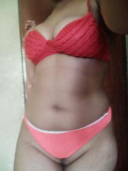 SL Red girl