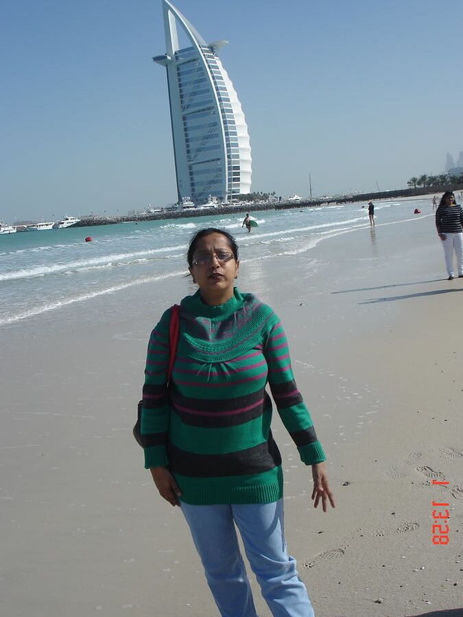 SHWETA I WHORE FROM SRI LANKA