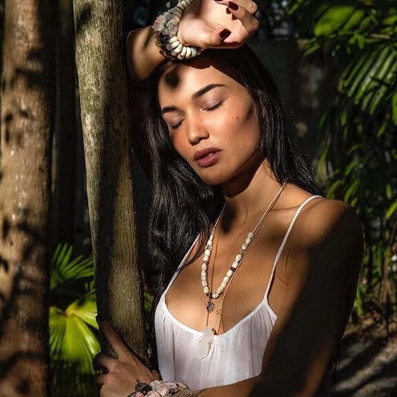 Private life of Julyana R (Florida)