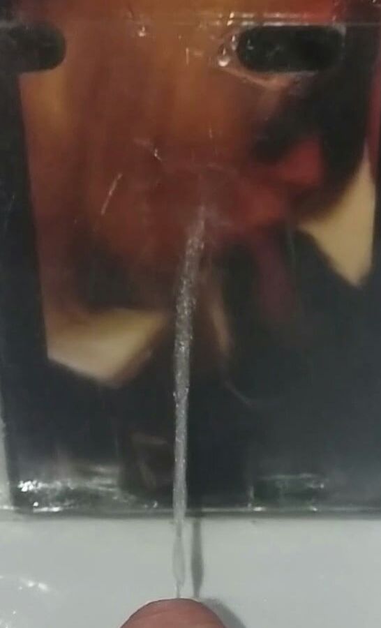 amateur slut piss tribute photos