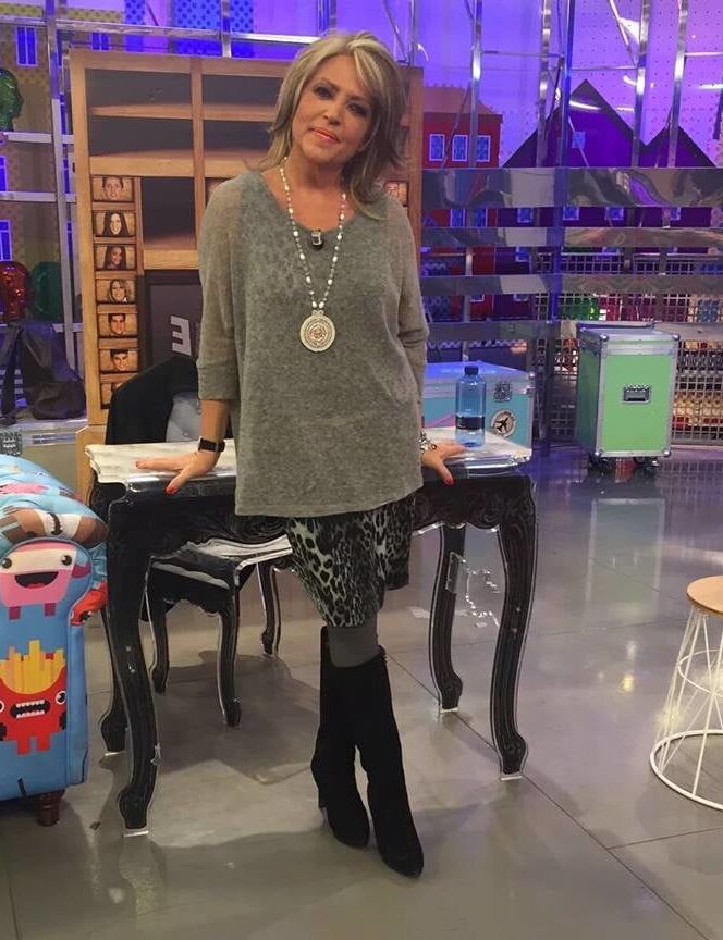 Female Celebrity Boots &amp; Leather - Lydia Lozano