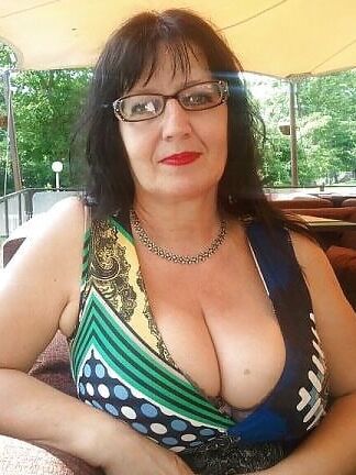 Clothed Mature - Big Boobs