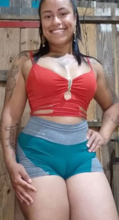 Brasileira Catiane Santos Camel toe
