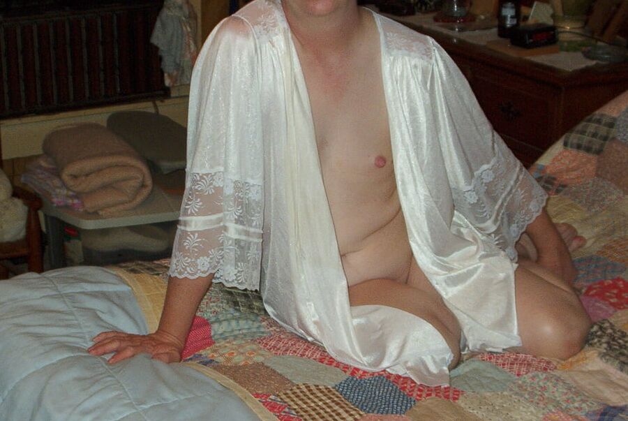 My naked Wife back in