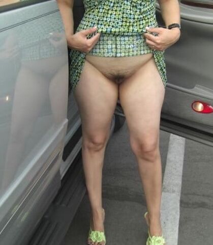 pics of women flashing for me
