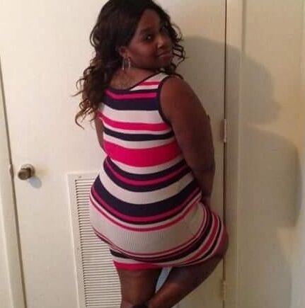 Sexy and Black mature milf