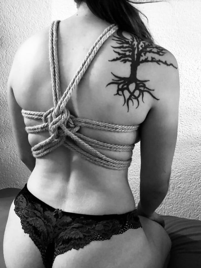 Black and White erotic pics